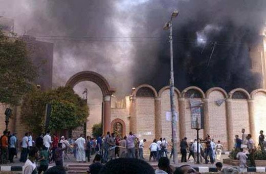 Pyhän Yrjön Koptikirkko joutui tuhopolton kohteeksi Sohagissa, Egyptissä.